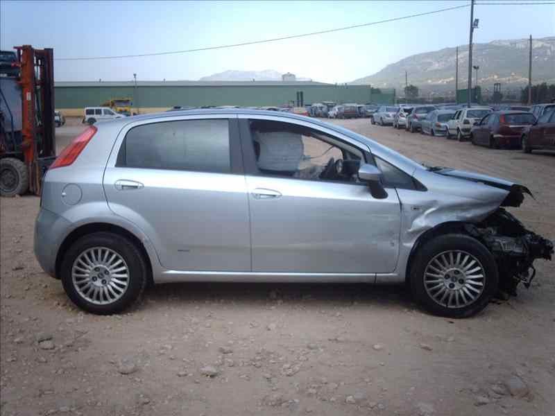 FIAT Grande Punto 1 generation (2006-2008) Фонарь задний левый 18550644