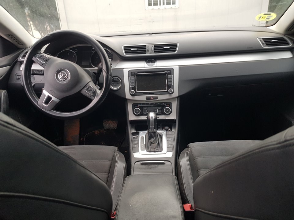 VOLKSWAGEN Passat CC 1 generation (2008-2017) Comutator de control geam ușă  dreapta spate SINREF 21808377