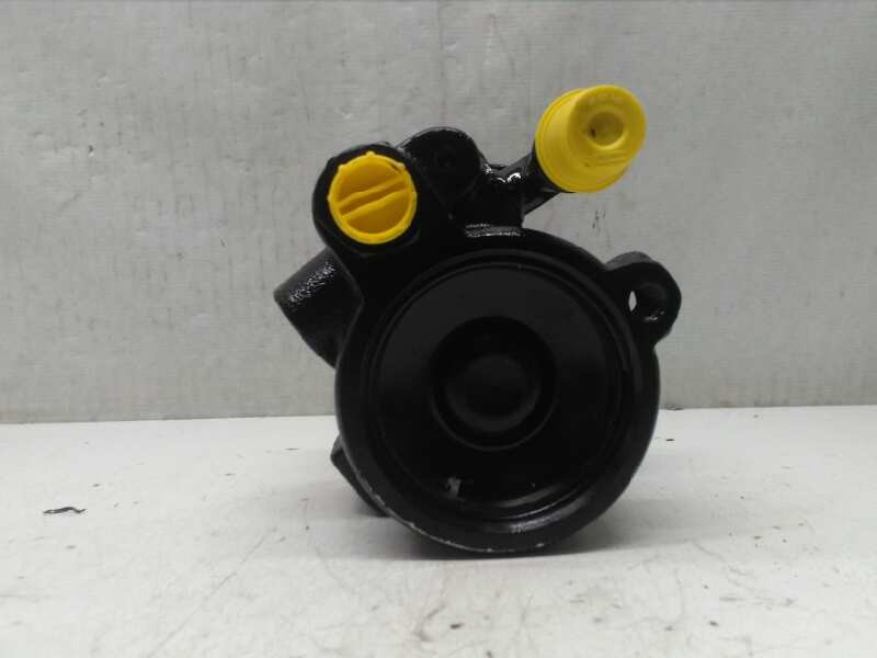 Bomba de servodirección 7700417308 de Renault Megane i (ba0/1_) 1996-2003 98 CV - pieza usada