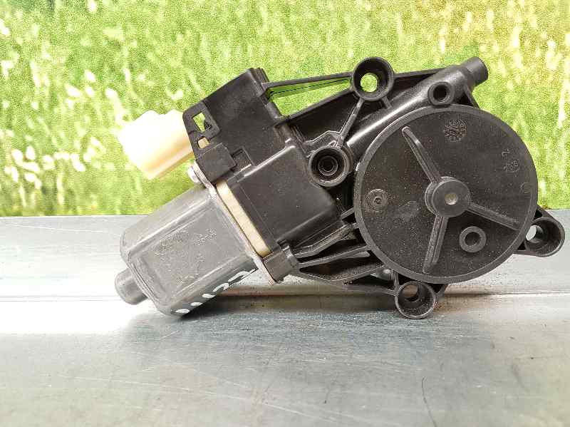 HYUNDAI Fiesta 5 generation (2001-2010) Front Right Door Window Control Motor 8A6114553A,0130822407 18584823