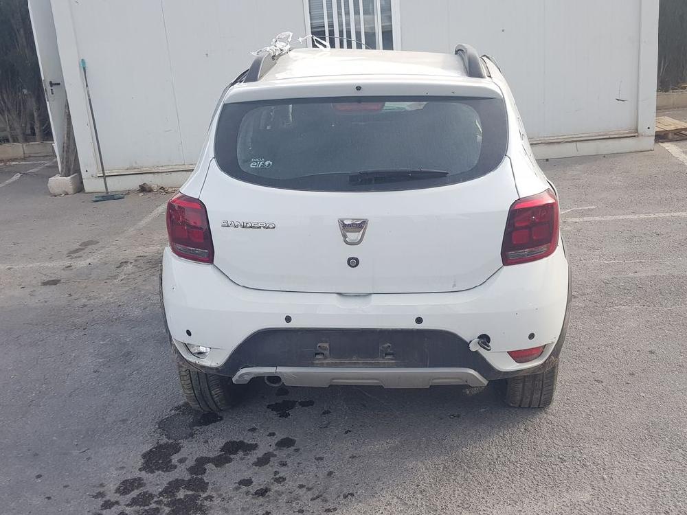 DACIA Sandero 2 generation (2013-2020) Bakre høyre dør vindusregulator 827206057R 22613350