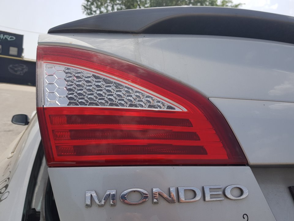 FORD Mondeo 4 generation (2007-2015) Rear Left Taillight INTERIOR 24077528