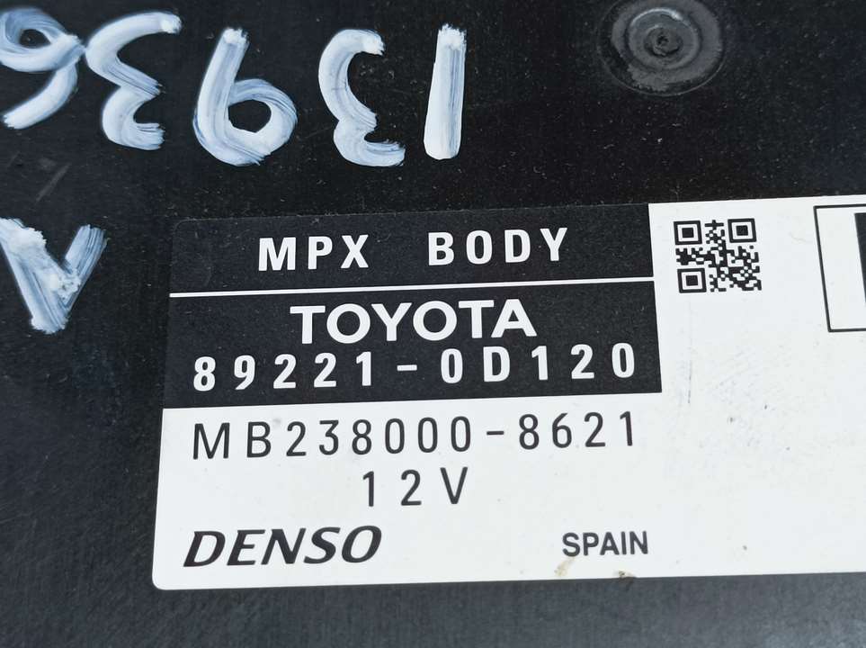 TOYOTA Yaris 3 generation (2010-2019) Fuse Box 892210D120,MB2380008621 25265156