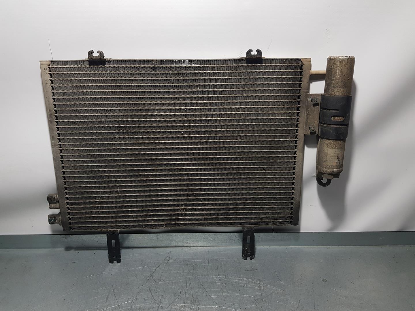 RENAULT Kangoo 1 generation (1998-2009) Air Con Radiator 7700301253, 861311SJ, VALEO 18703606