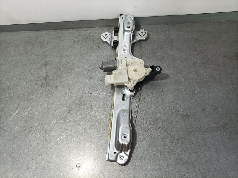 NISSAN Qashqai 2 generation (2013-2023) Front Left Door Window Regulator 80701HV00C, C88537302 23759801