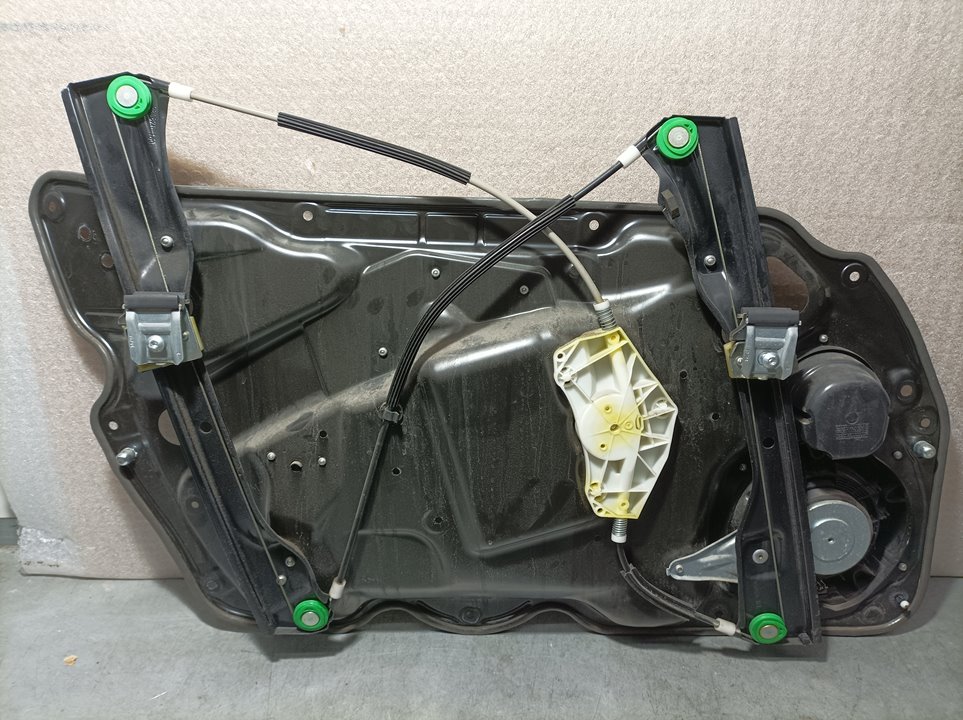 VOLKSWAGEN Passat B6 (2005-2010) Front Right Door Window Regulator 3C1837756K 23657498