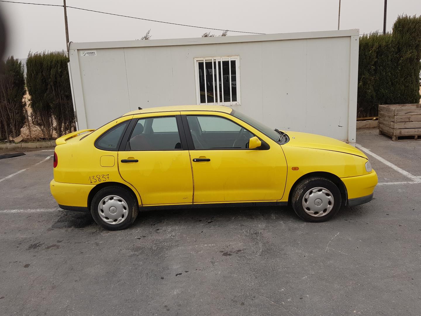 SEAT Ibiza 2 generation (1993-2002) Повторитель переднего правого крыла 6K5953050B, VALEO 18716929