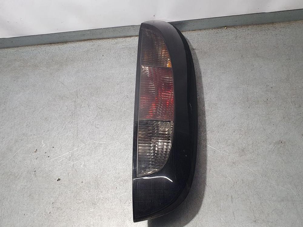 RENAULT Corsa C (2000-2006) Rear Right Taillight Lamp ROZADO 18714810