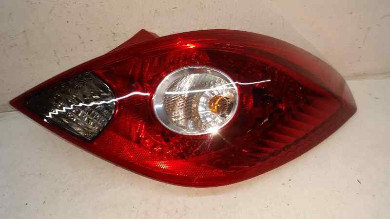 Feu arrière droit Z13DTJ 93189091 de Opel Corsa d (s07) 2011-2014 75 CV con 74020 km