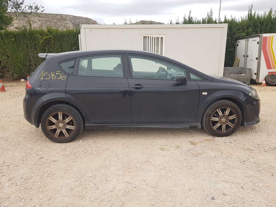 SEAT Leon 1 generation (1999-2005) Πλήμνη μπροστινού αριστερού τροχού 1K0407255T 26608089