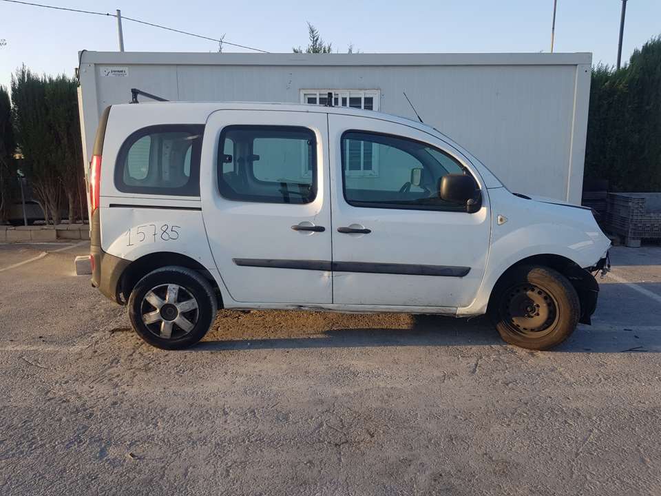 CHEVROLET Kangoo 2 generation (2007-2021) Мотор за чистачки на прозореца на задната врата 8200431392,0390201836 26534658