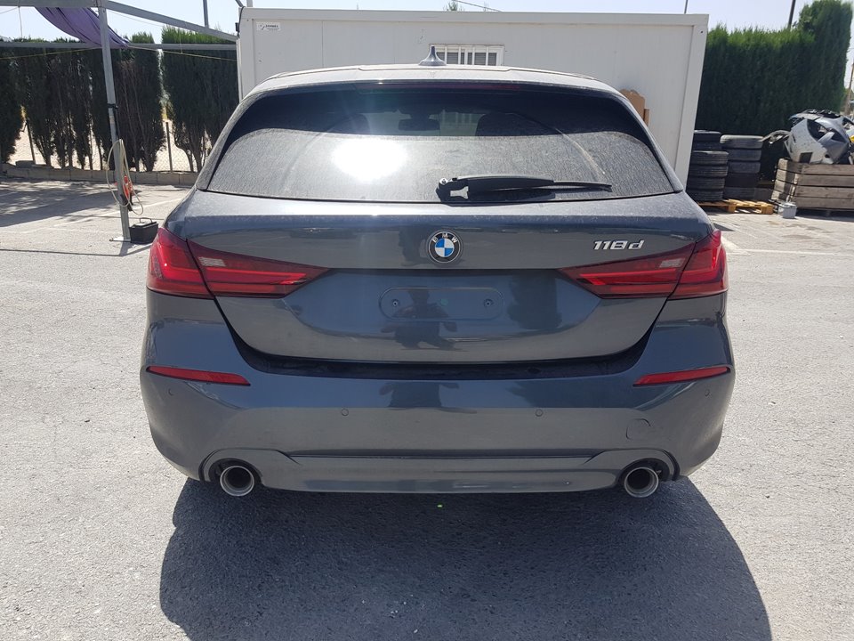 BMW 1 Series F40 (2019-2024) Muzikos grotuvo mygtukai 7949339 24386548