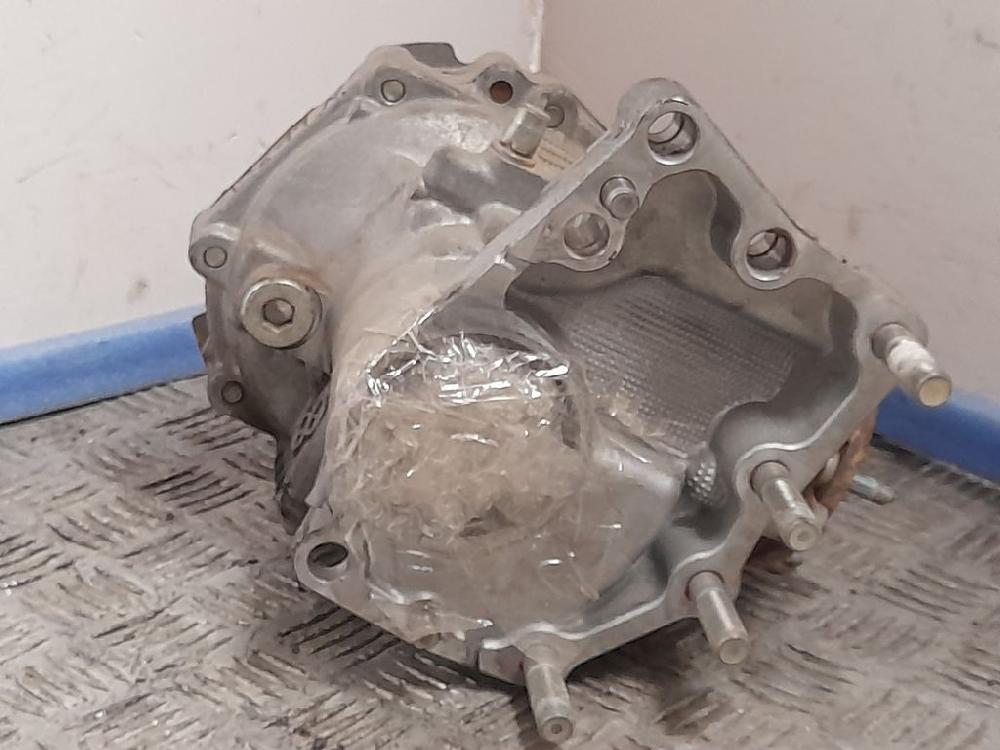 DODGE RAV4 2 generation (XA20) (2000-2006) Front Transfer Case 23764475