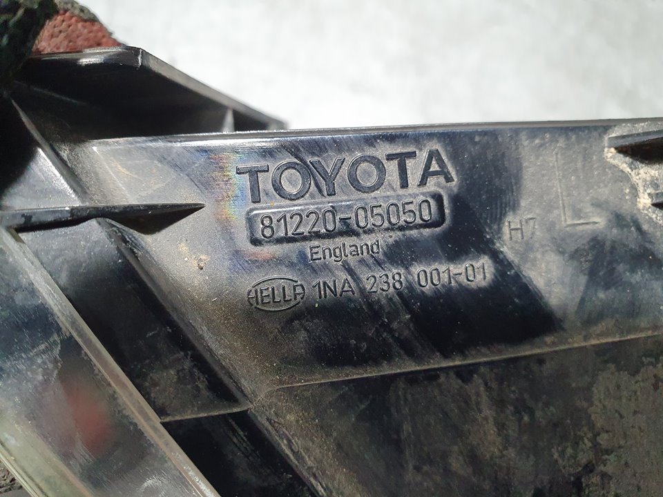 TOYOTA Avensis 2 generation (2002-2009) Front Left Fog Light 8122005050, 1NA23800101, HELLA 18717776