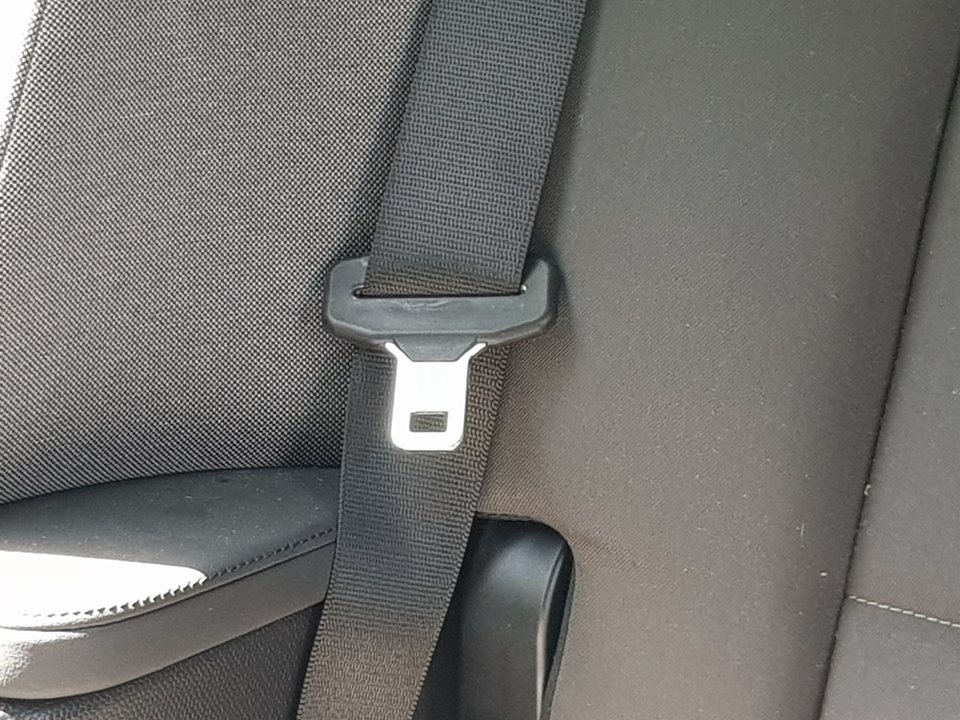 BMW i3 I01 (2013-2024) Rear Right Seatbelt 24080644
