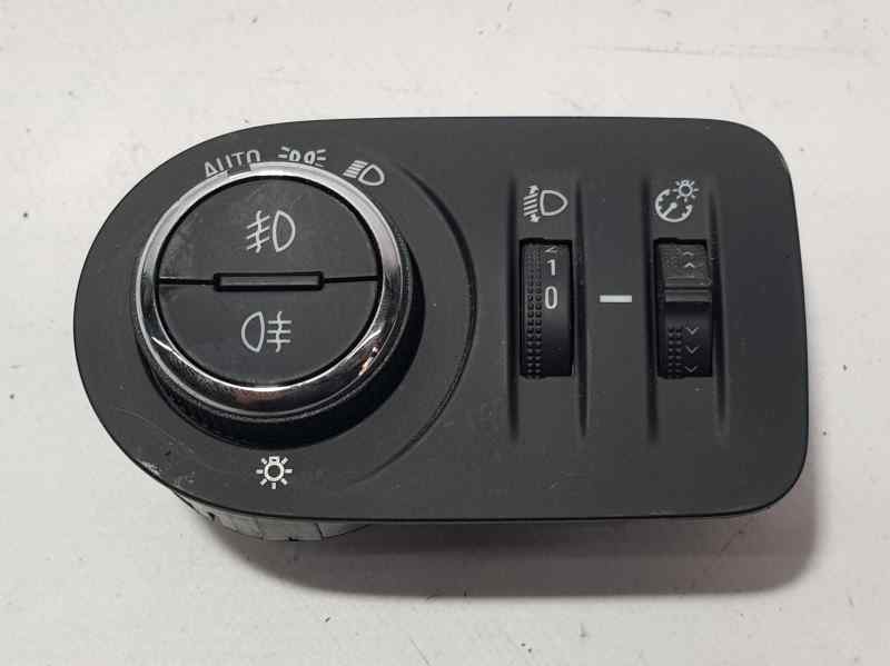 OPEL Astra K (2015-2021) Headlight Switch Control Unit 39050757, 17016474 18685244