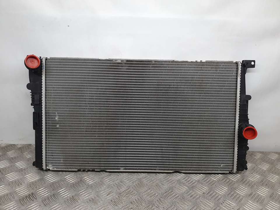 BMW 1 Series F20/F21 (2011-2020) Охлаждающий радиатор 17118678027, T51771B, VALEO 23954374