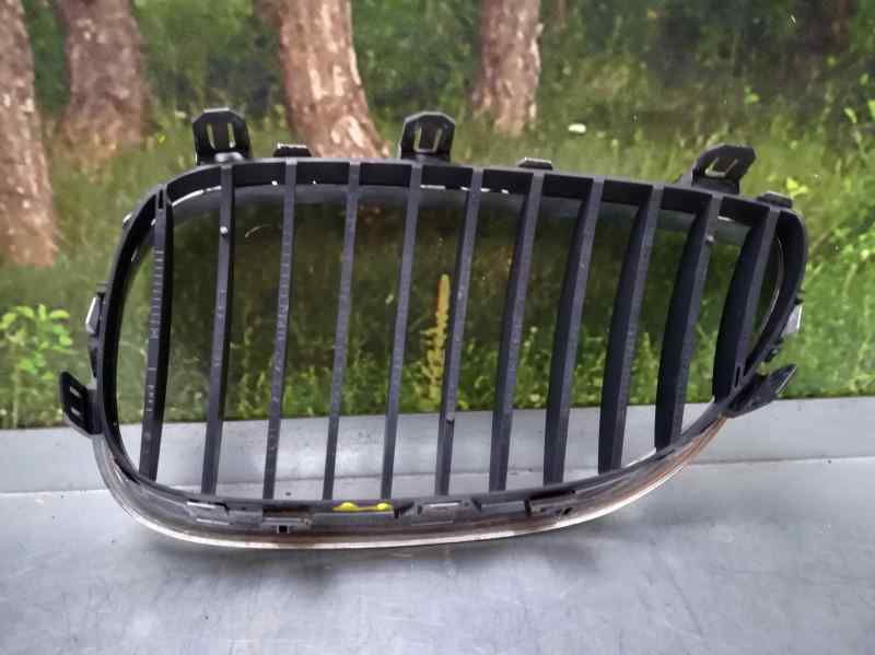 BMW 5 Series E60/E61 (2003-2010) Radiator Grille DERECHA 18599217