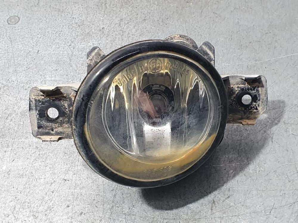 RENAULT Clio 2 generation (1998-2013) Front Left Fog Light 8200002469,89201772 18616805