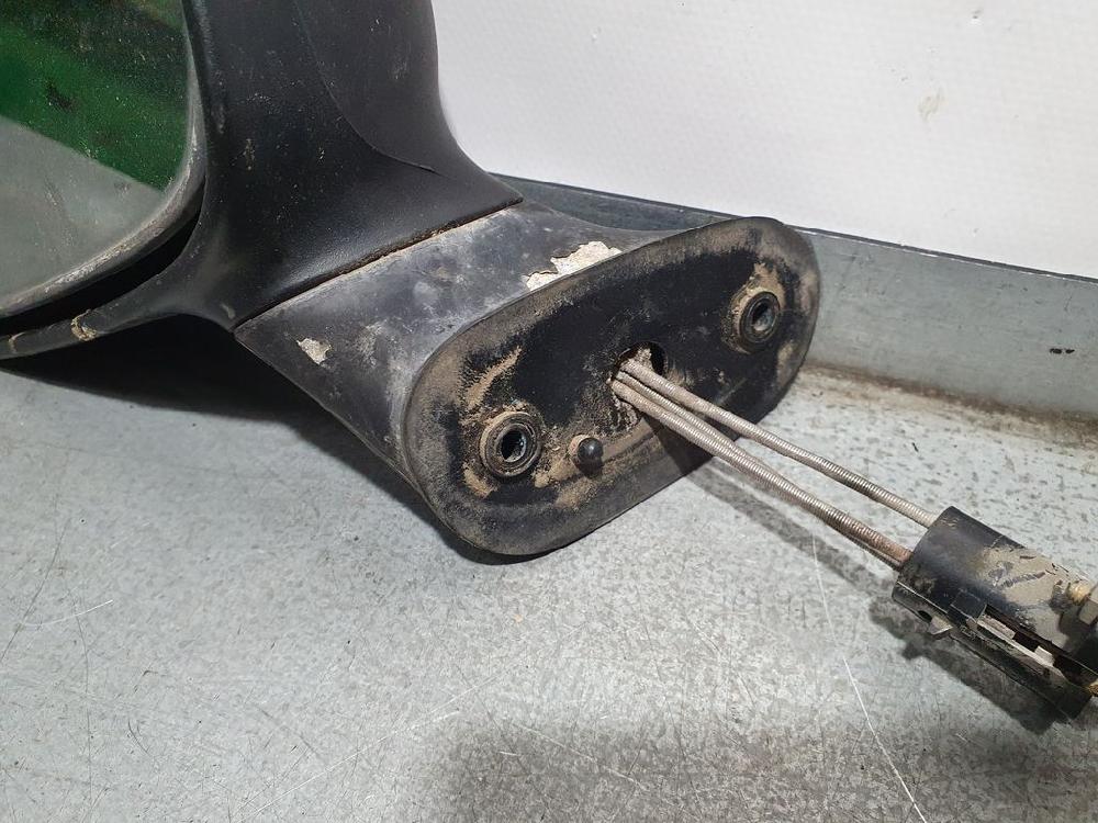 Specchietto retrovisore sinistro F8CV 96600405 de Daewoo Matiz 1997-2004 52 CV - pieza usada