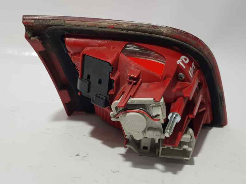 AUDI A2 8Z (1999-2005) Rear Right Taillight Lamp 8P4945094D, INTERIOR 18685213