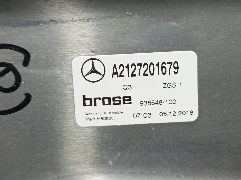 MERCEDES-BENZ E-Class W212/S212/C207/A207 (2009-2016) Vindusregulator foran høyre dør A2127201679,938548100 18715288