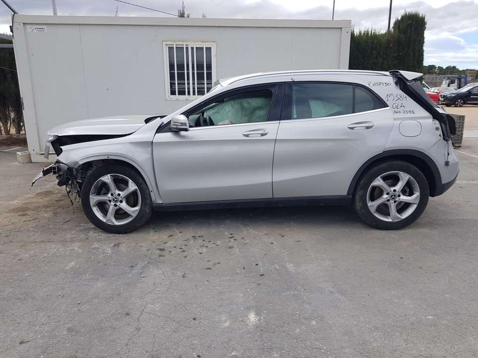 MERCEDES-BENZ GLA-Class X156 (2013-2020) Кнопка стеклоподъемника задней правой двери A2049058102 23466119