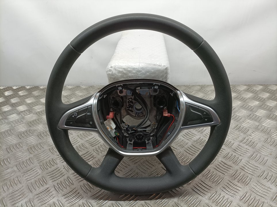 DACIA Duster 1 generation (2010-2017) Steering Wheel 484008657R, PLASTICO 24057633