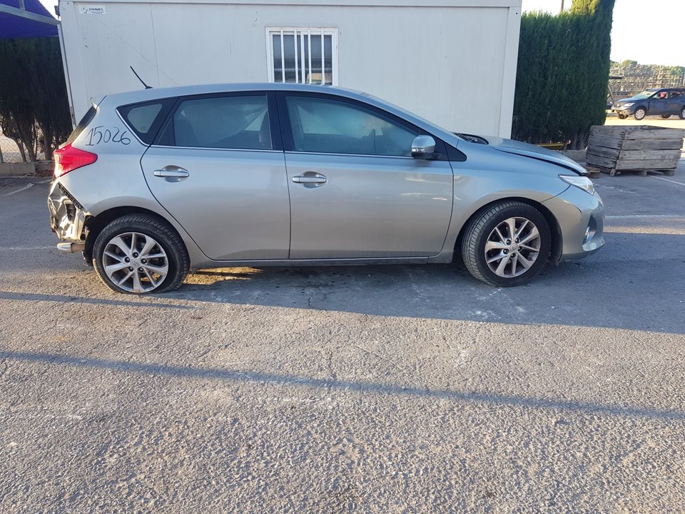 TOYOTA Auris 1 generation (2006-2012) Bakre høyre dørvinduskontrollbryter 848100D030 24083075