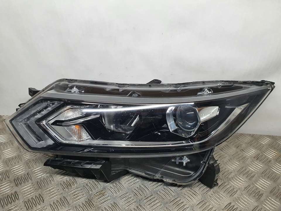 NISSAN Qashqai 2 generation (2013-2023) Фара передняя левая 10019009,KOITO 23508241