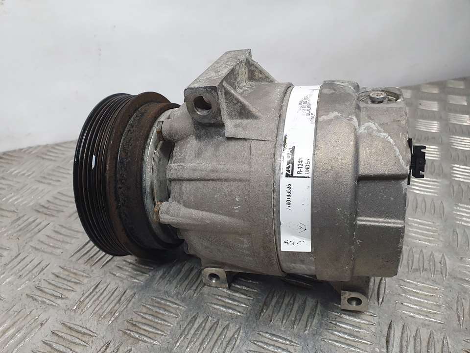 FIAT Megane 2 generation (2002-2012) Hасос кондиционера 7700103536 23799350