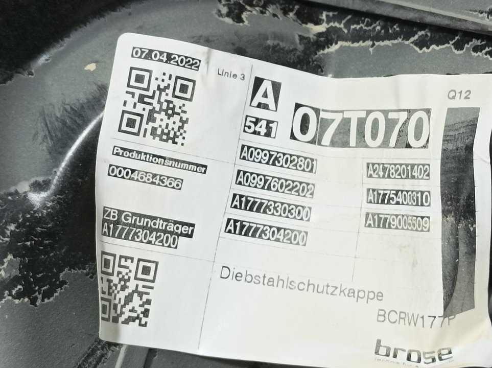 MERCEDES-BENZ A-Class W177 (2018-2024) Regulator de geam ușă dreapta spate A0997302801 23661024