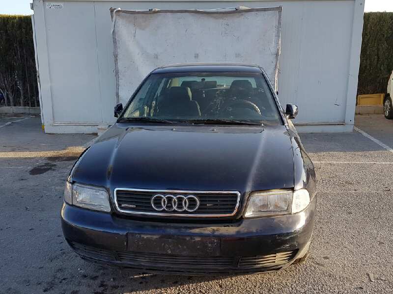 AUDI A4 B5/8D (1994-2001) Semnalizare aripa dreapta față 67733060, VALEO 18665492