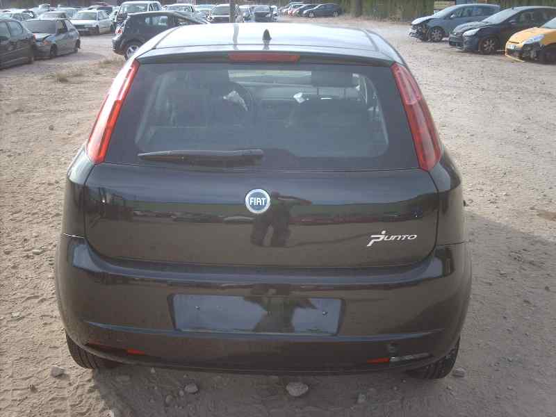 FIAT Grande Punto 1 generation (2006-2008) Охлаждающий радиатор 55700447, E5444, BEHR 18474949