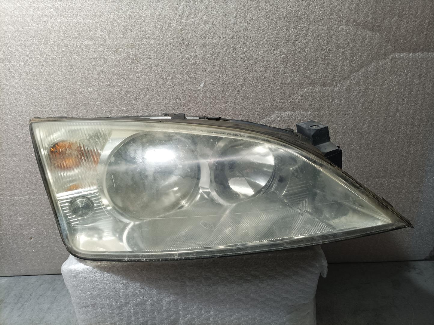FORD Mondeo 3 generation (2000-2007) Front Right Headlight 1S7113005SE, PULIR 18709351