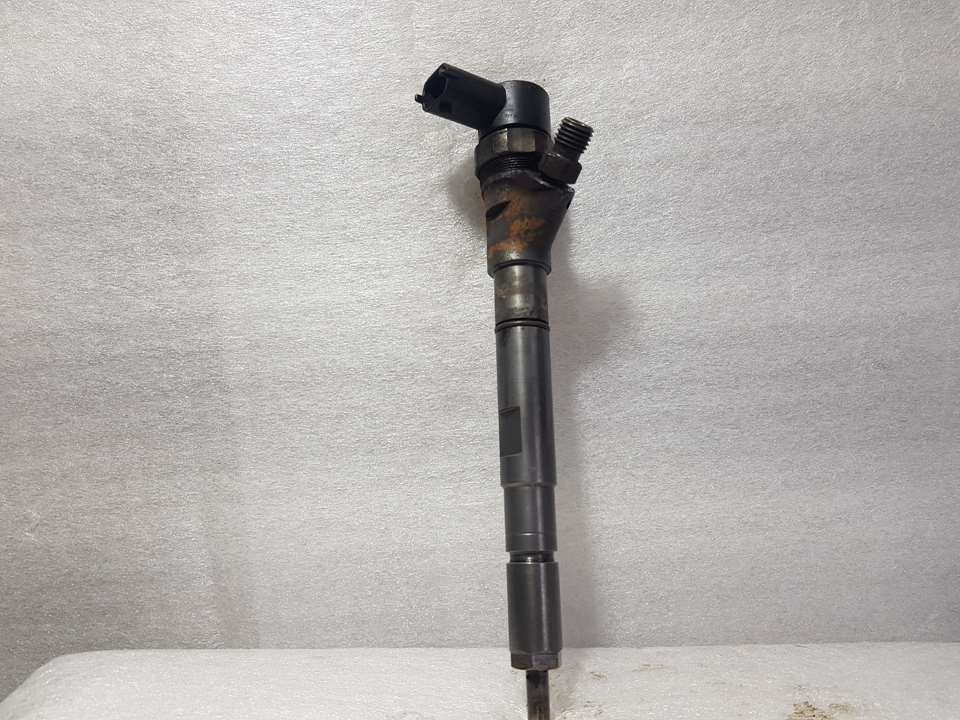 HYUNDAI H-1 Starex (1997-2007) Fuel Injector 338004A120, 0445110186 24102721