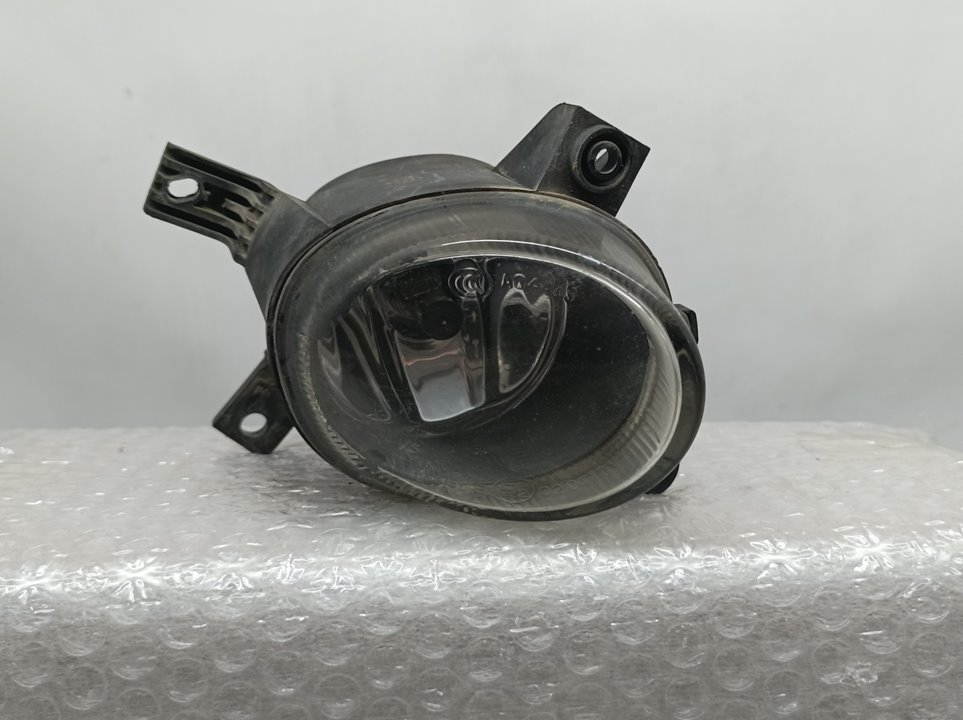 DODGE A4 B6/8E (2000-2005) Front Right Fog Light 8E0941700C,89203961 21622293