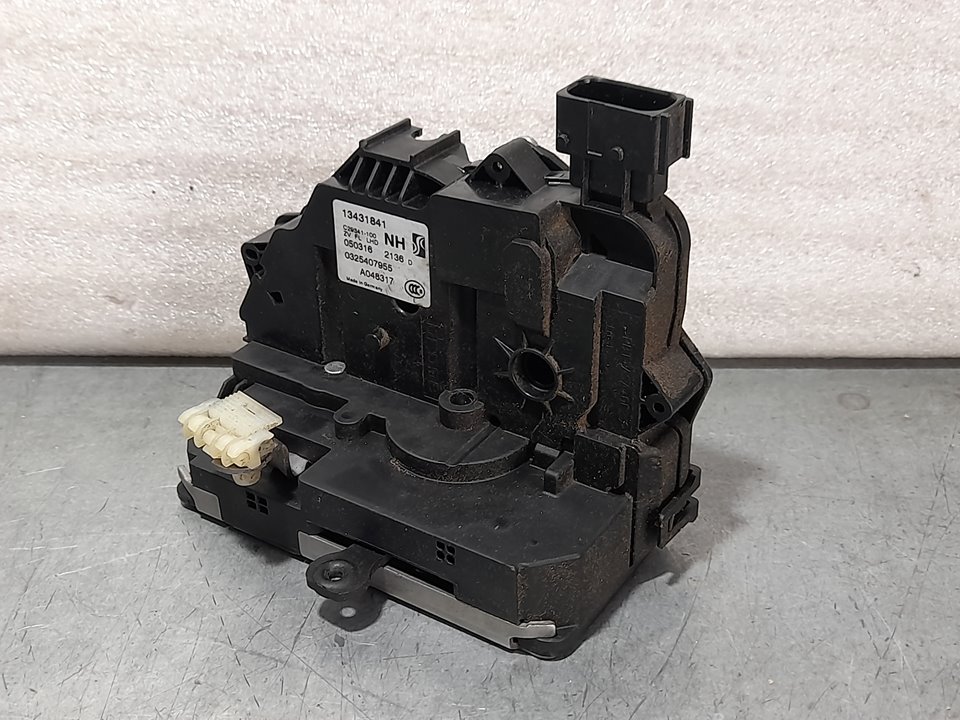 OPEL Corsa D (2006-2020) Front Left Door Lock 13431841, 0325407955 24076963