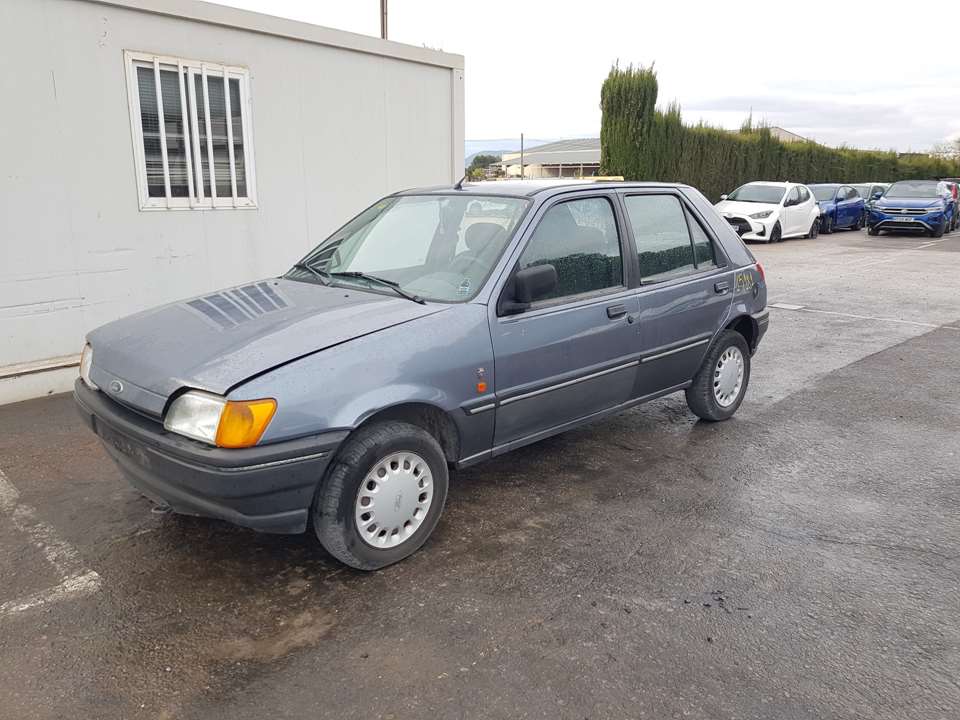 NISSAN Fiesta 3 generation (1989-1996) Oikean etulokasuojan suuntavilkku SINREF 22491896