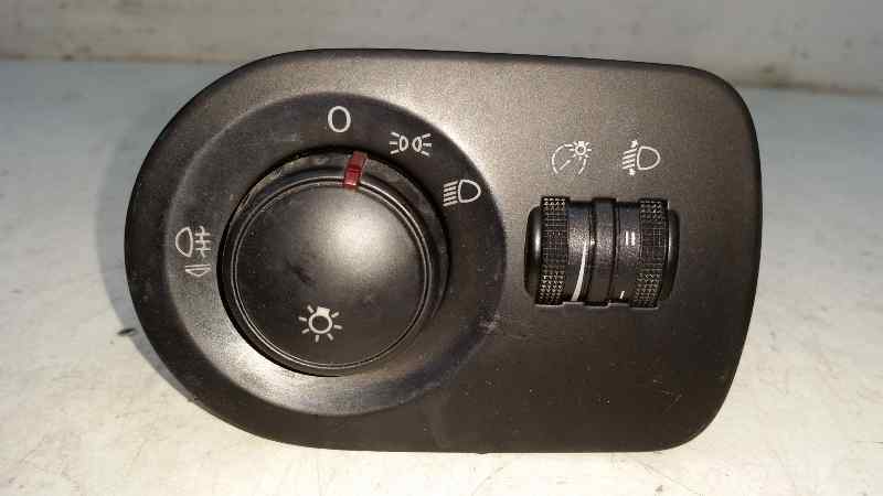 SEAT Leon 2 generation (2005-2012) Headlight Switch Control Unit 5P0919094A 18562915