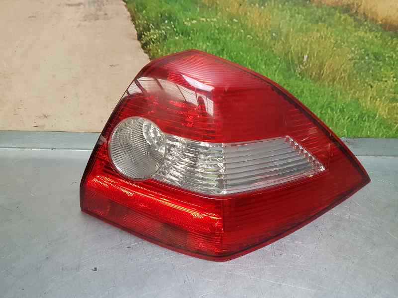 VAUXHALL Megane 2 generation (2002-2012) Rear Right Taillight Lamp ROZADO 21102324