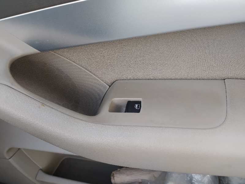 AUDI A6 C6/4F (2004-2011) Кнопка стеклоподъемника передней правой двери 23617976