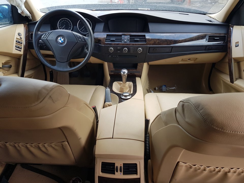 BMW 5 Series E60/E61 (2003-2010) Galinis dešinys žibintas 21103151