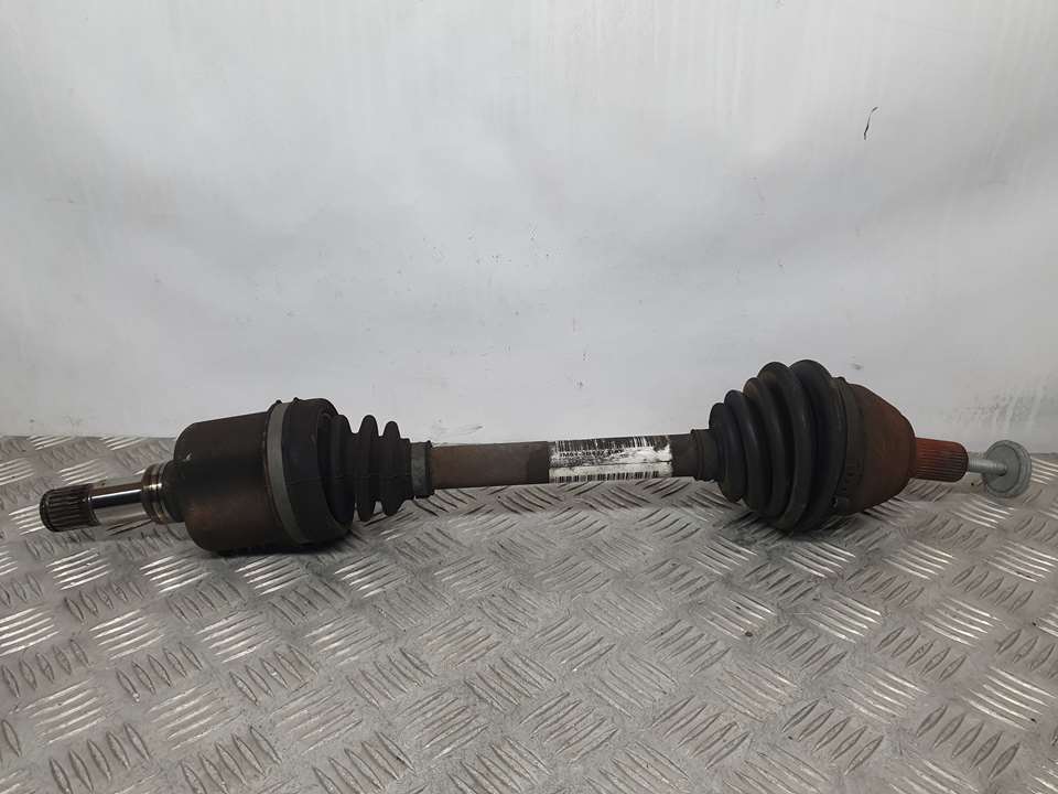 PEUGEOT Focus 2 generation (2004-2011) Front Left Driveshaft 3M513B437DAF, P30759675 22657490