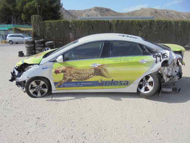 HYUNDAI i40 VF (1 generation) (2011-2020) Indikeringstorkarspaksbrytare 934202Y610 24007747