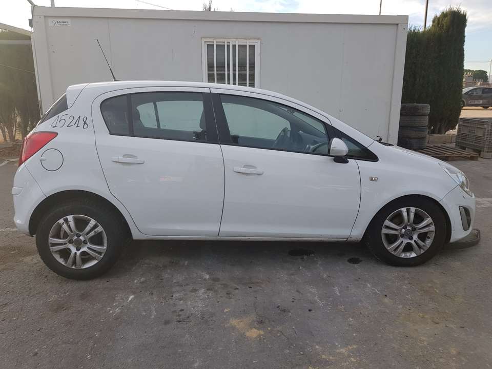 OPEL Corsa D (2006-2020) Priekšējo kreiso durvju logu pacēlāja slēdži 13258521AA 24095463