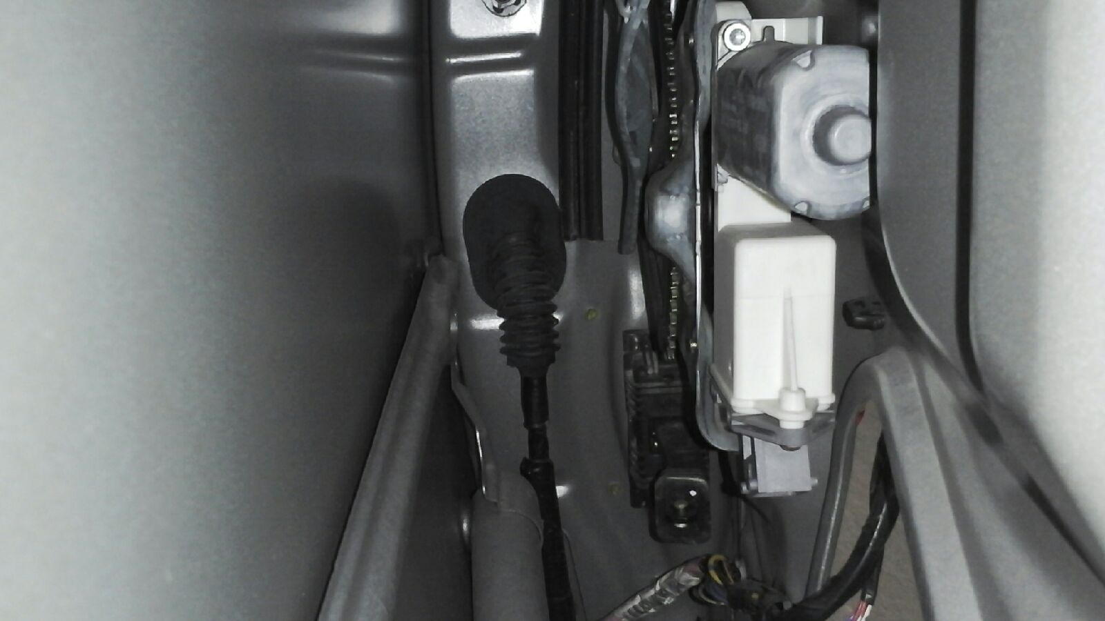 TOYOTA Avensis 2 generation (2002-2009) Lève-vitre de porte arrière gauche ELECTRICO6PINS 18609676