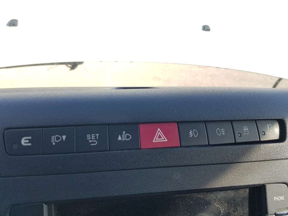 IVECO Daily 6 generation Switches WARNING 24473330