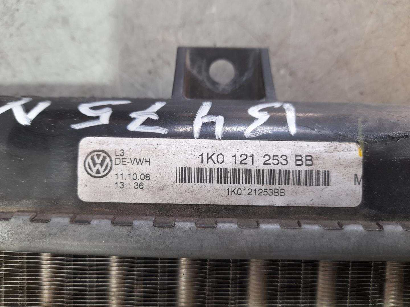 VOLKSWAGEN Passat B6 (2005-2010) Охлаждающий радиатор 1K0121253BB 18699411
