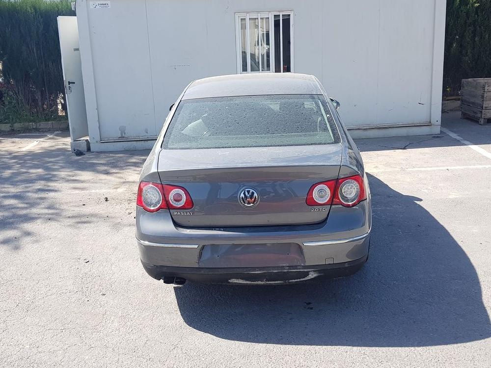 VOLKSWAGEN Passat B6 (2005-2010) Kартер двигателя 03G103603 23657902